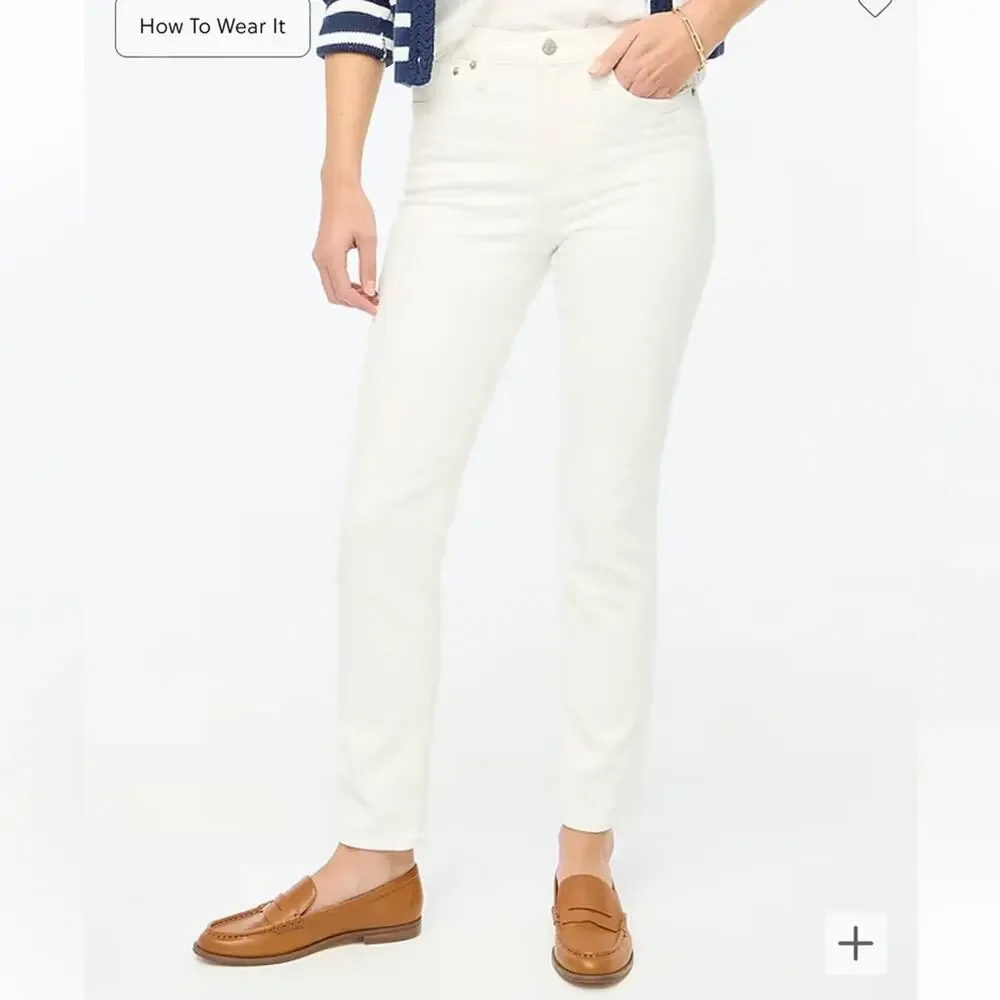 NWT J. Crew Essential straight W28 white jean in all-day stretch BX520 High Rise